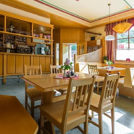 Han/Misafirhane Pichler