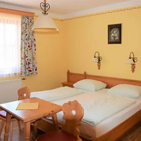 Pichler Han/Misafirhane *